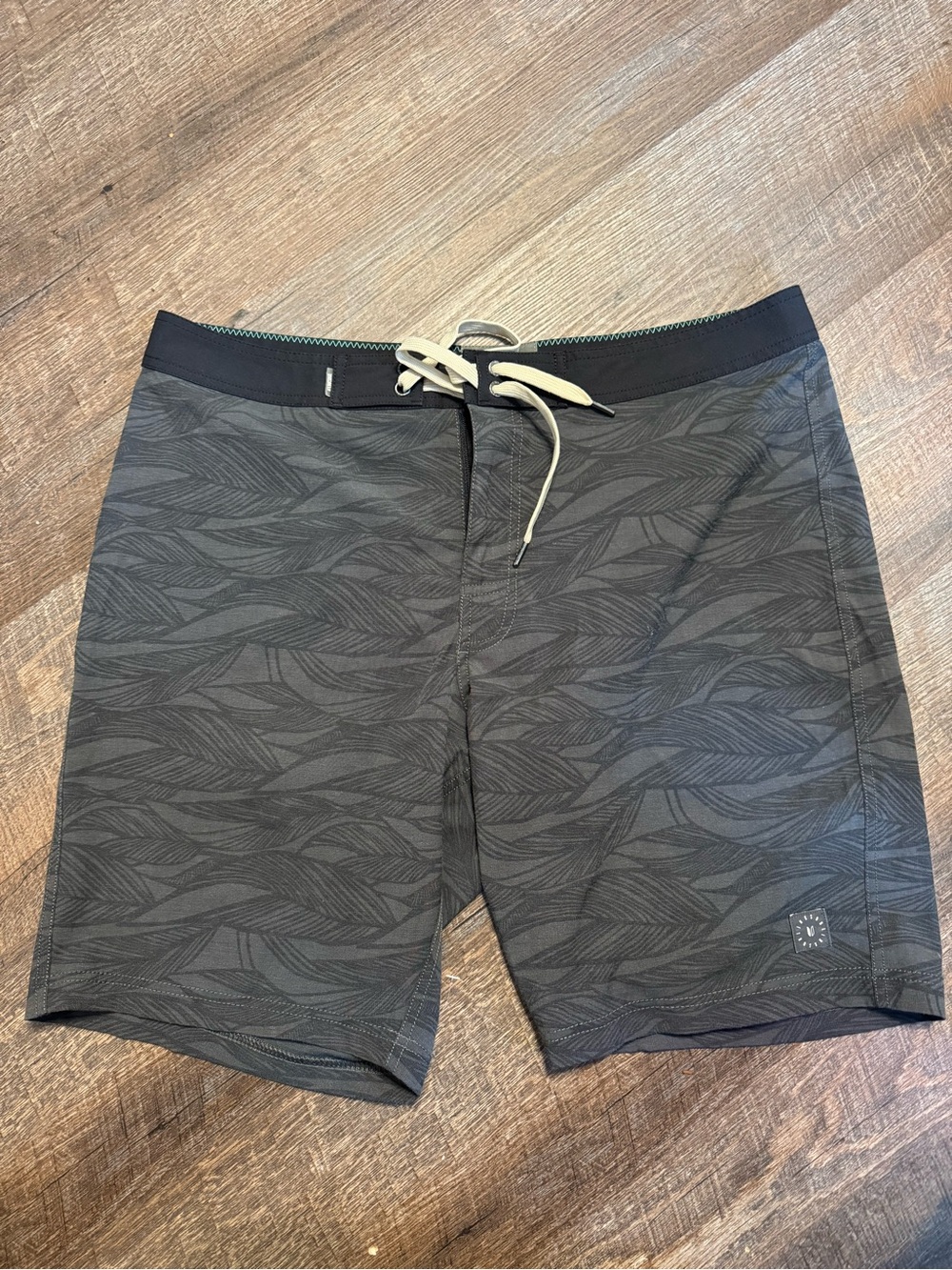 Men’s Linksoul Boardwalker Swim Shorts Sz 34